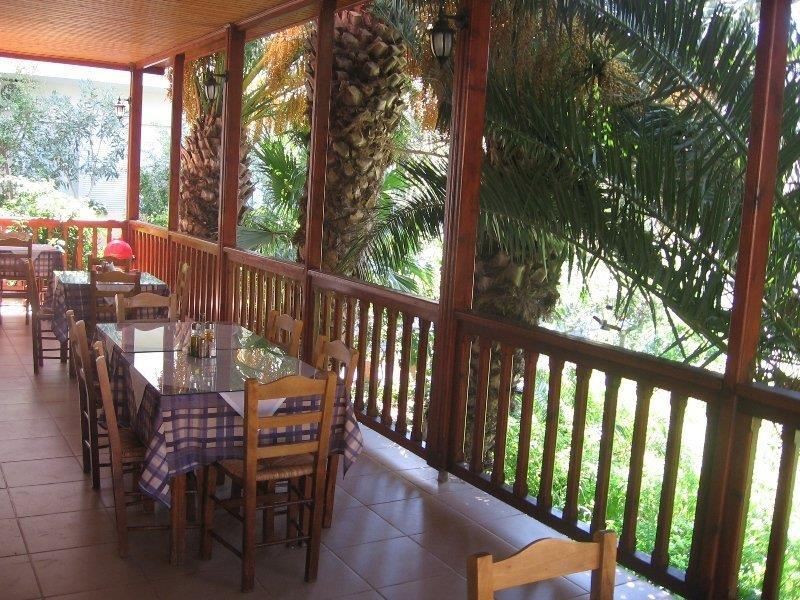 Ammoudi Hotel Damnoni Bagian luar foto