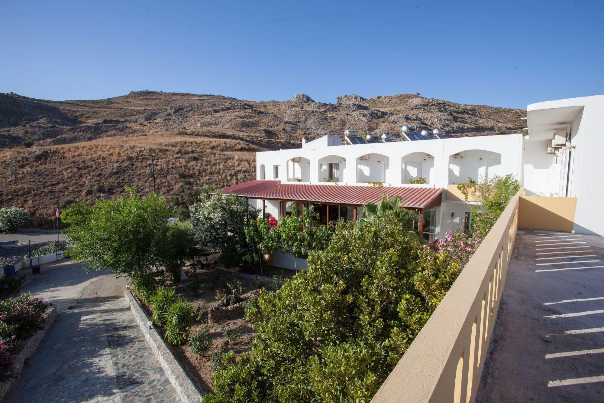 Ammoudi Hotel Damnoni Bagian luar foto